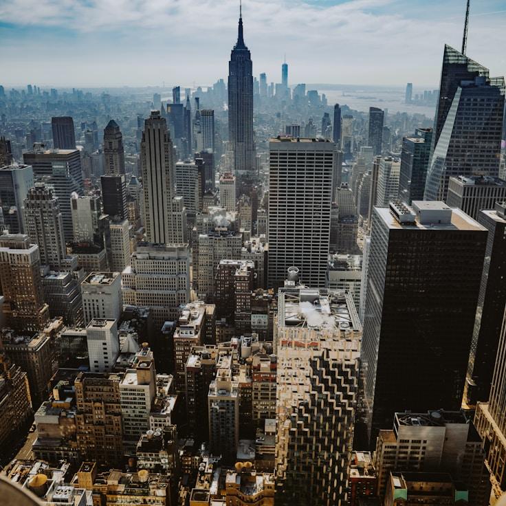 Amelia Carter - Expat family life guide in United Kingdom